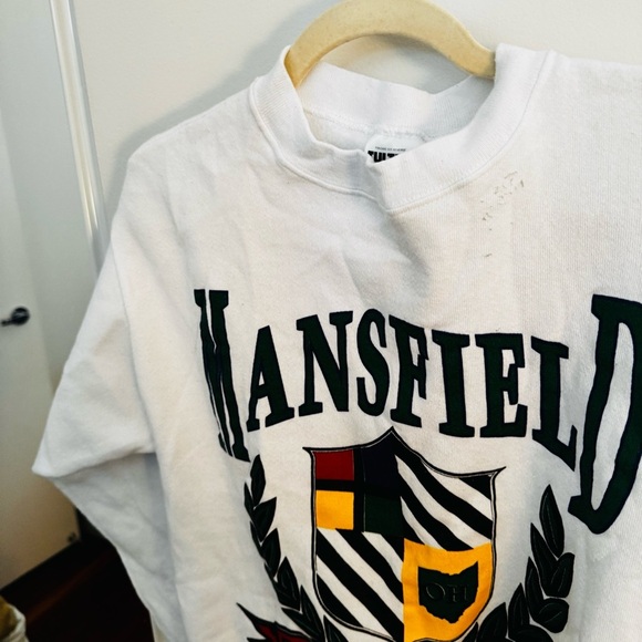 VINTAGE Mansfield Ohio sweatshirt - Picture 3 of 6
